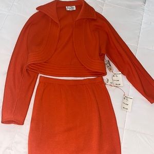 Vintage set of St. John by Marie gray vintage two piece set